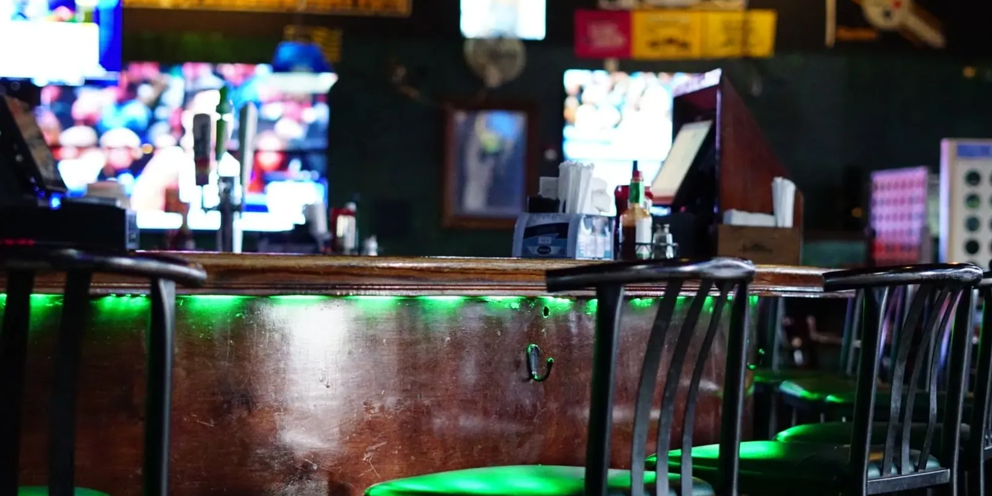 Frank 'N' Steins Bar & Grill