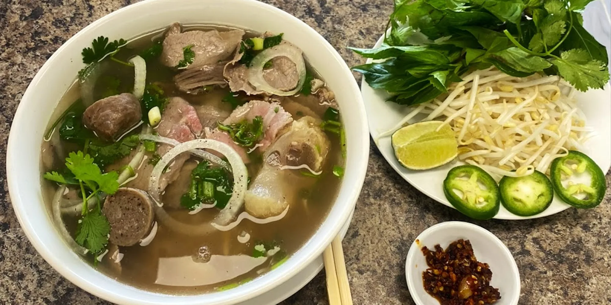 Yumi Pho & Bakery