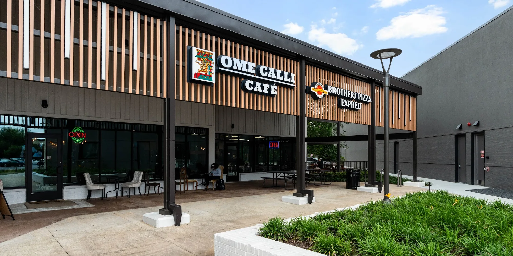 Ome Calli Café